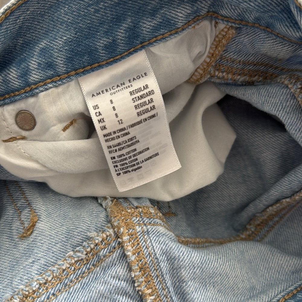 American Eagle Mom Jean - Picture 5 of 6